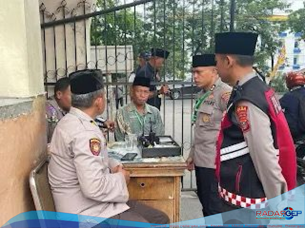 Sinergi Polri dan PPIH Embarkasi Medan Wujudkan Pelayanan Humanis bagi Calon Jemaah Haji